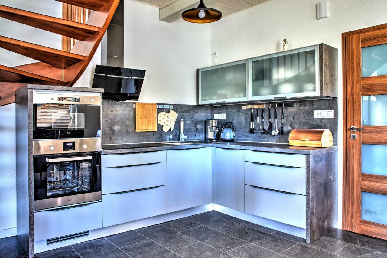Holiday House Sabala 2 สตารา เลชนา ภายนอก รูปภาพ