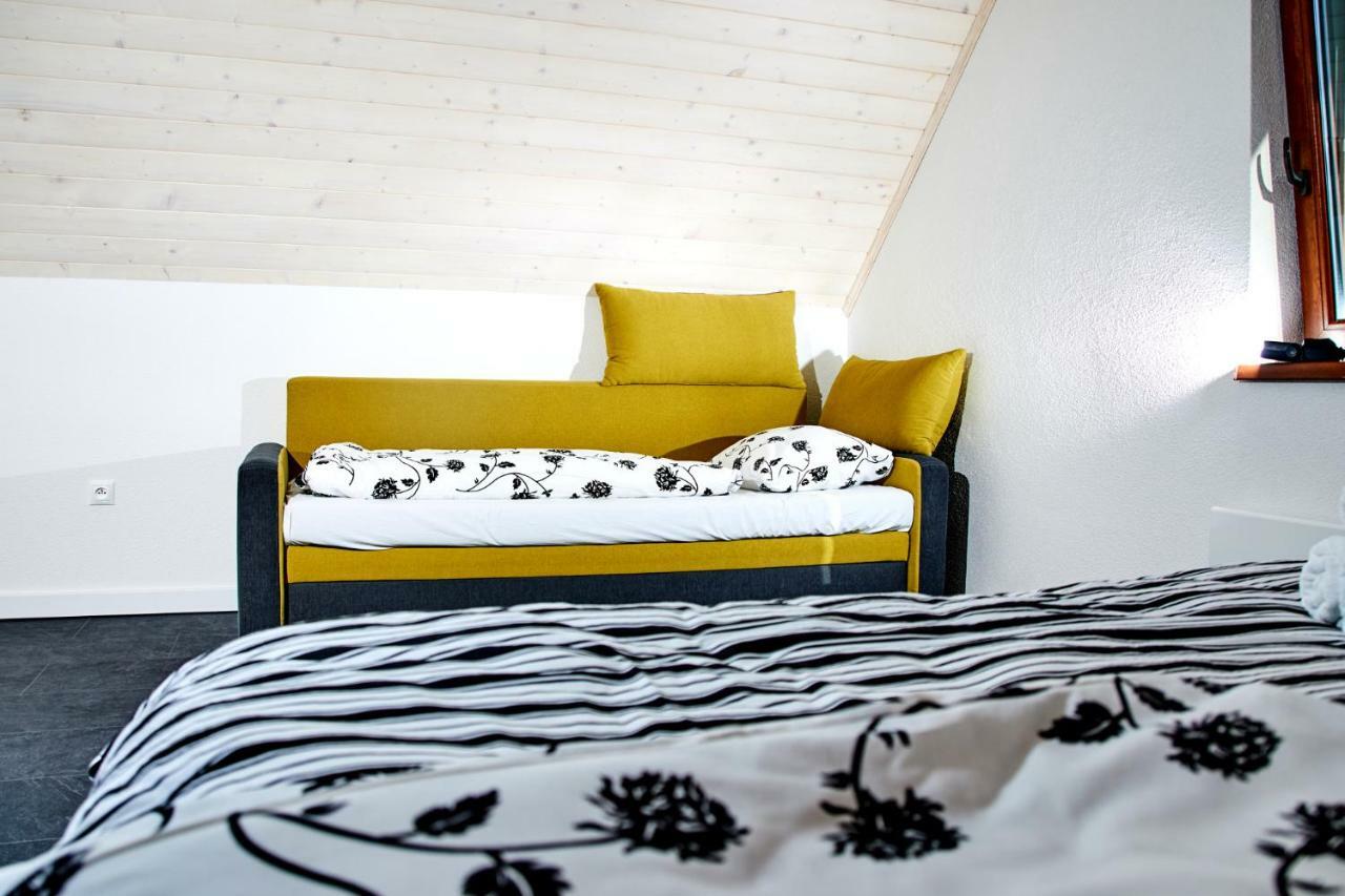 Holiday House Sabala 2 สตารา เลชนา ภายนอก รูปภาพ